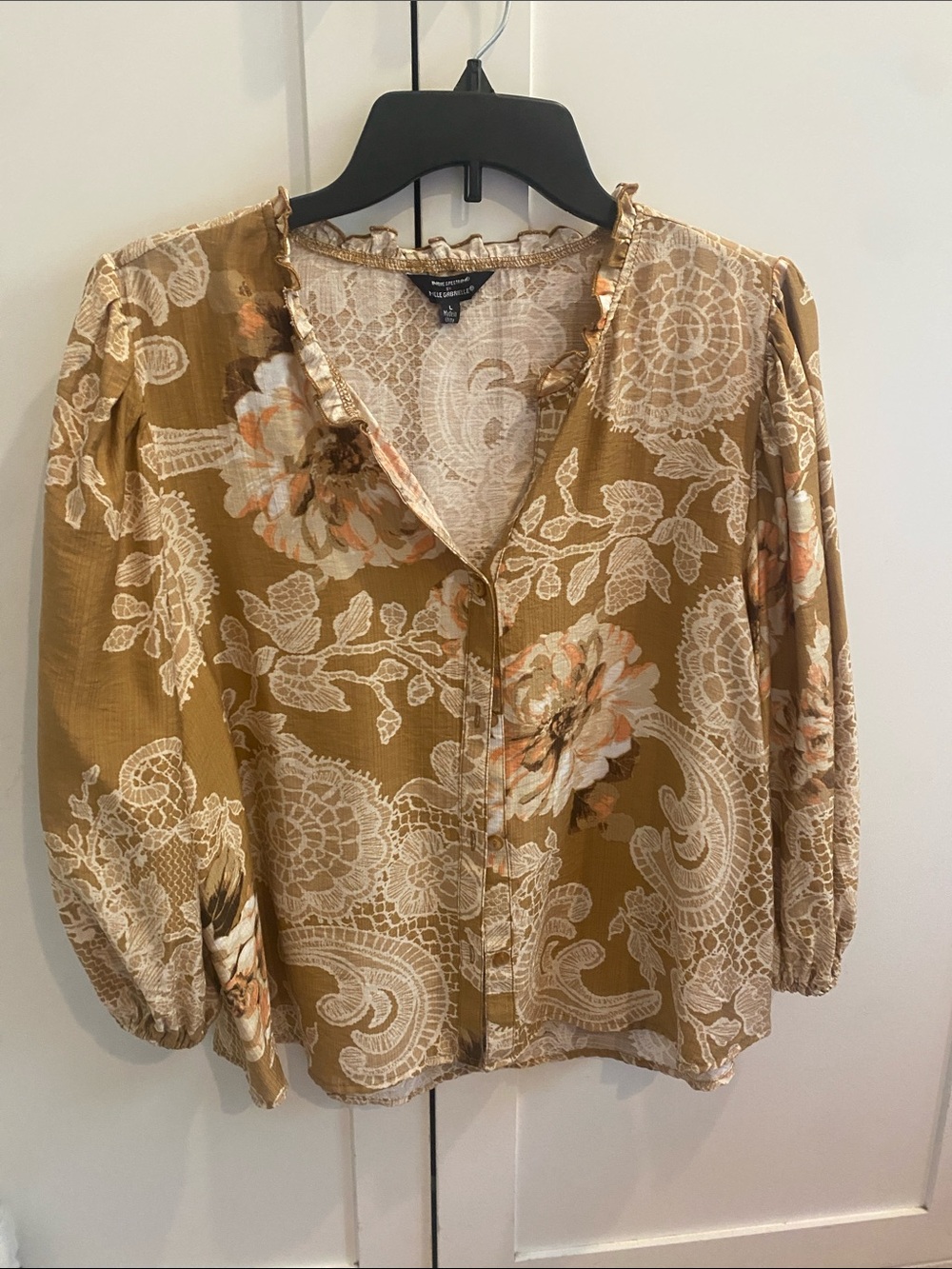 Unique Spectrum Mustard Floral Lace-Print Button Blouse